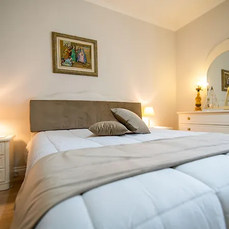 Bed and breakfast Iulia Felix